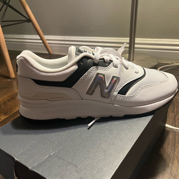 New Balance Classics Traditionnels 997H - Picture 2 of 2